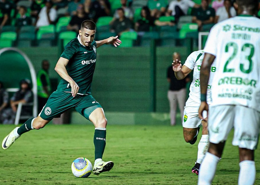 2024巴西杯1/16决赛首回:埃斯特旺秀翻天 压哨绝杀