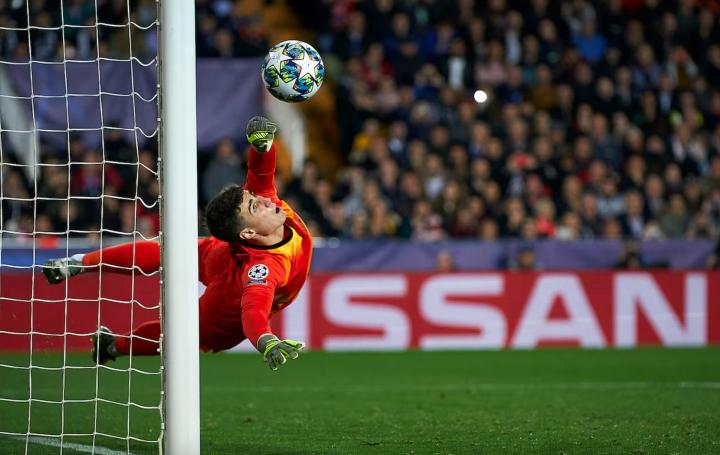 皇马3位门将扑点数据:卢宁断层式领先,库尔图瓦最低