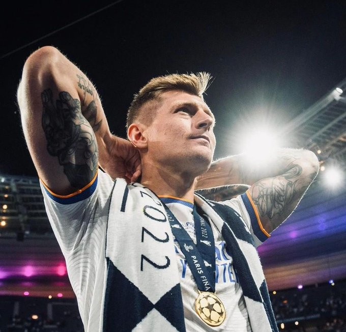 克罗斯:去年就想决定退役了;皇马像大家庭不像人们说的冷漠