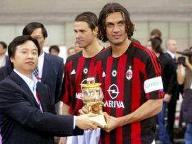 2004年雷东多红黑生涯绝唱：AC米兰0-2上海申花友谊赛回顾