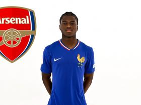 里昂签下法国U17国脚恩佐-莫莱贝，启示刚果金血统前锋的职业生涯