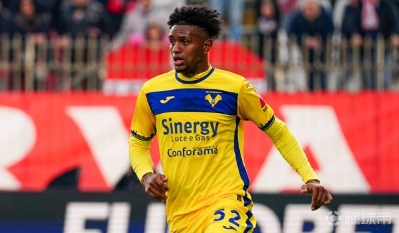 拉齐奥的巴罗尼很欣赏卡瓦尔,而且他已经把卡瓦尔视为一个(夏窗)引援