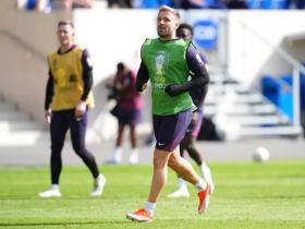 卢克-肖回归训练场 英格兰备战欧洲杯