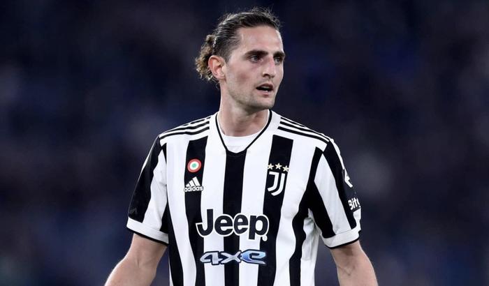 "皇马新王"姆巴佩剑指欧洲冠军,法国队当真无懈可击?