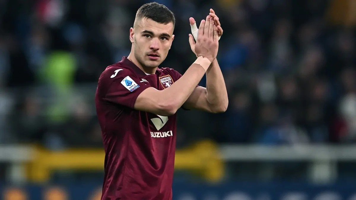 罗马诺:那不勒斯有意布翁焦尔诺,正考虑与都灵谈判转会事宜