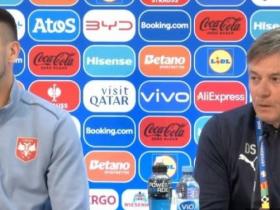 塞尔维亚队主帅斯托伊科维奇和队长塔迪奇谈论对阵英格兰的欧洲杯比赛