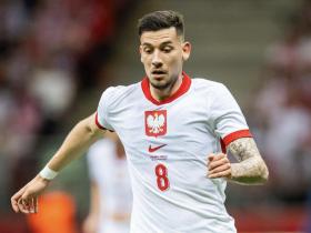 波兰在友谊赛中2-1战胜土耳其，莫德尔赞什琴斯尼出色发挥