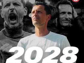 法兰克福足球俱乐部与主帅托普穆勒续约至2028年