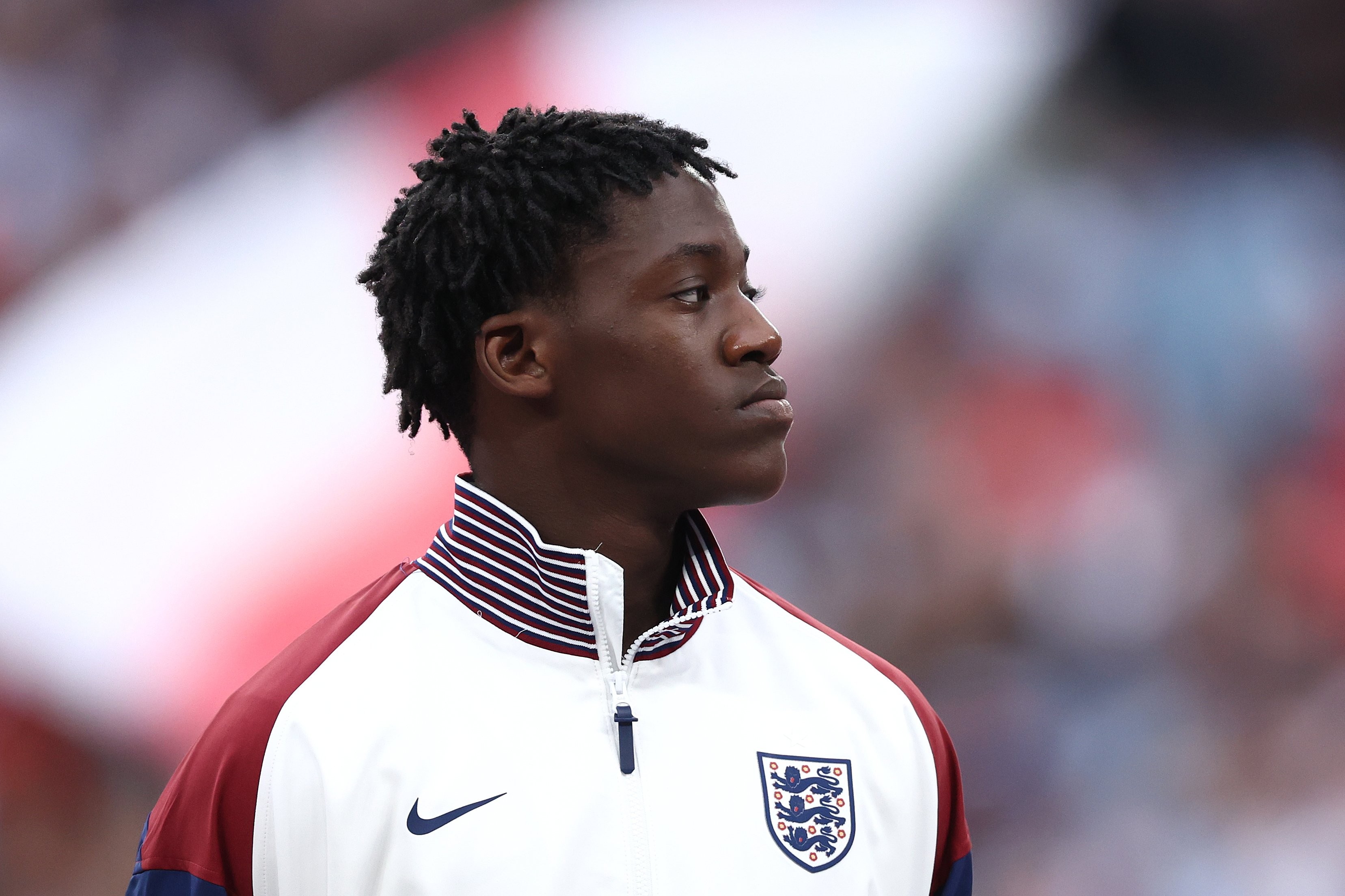 仅次于鲁尼,梅努是大赛1/4决赛首发第二年轻的英格兰球员