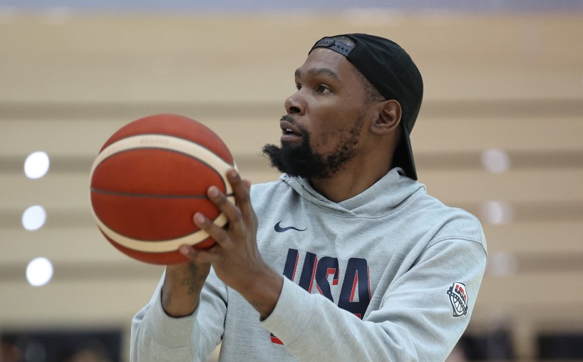 记者:杜兰特因小腿伤势将缺席美国男篮对阵澳大利亚的表演赛