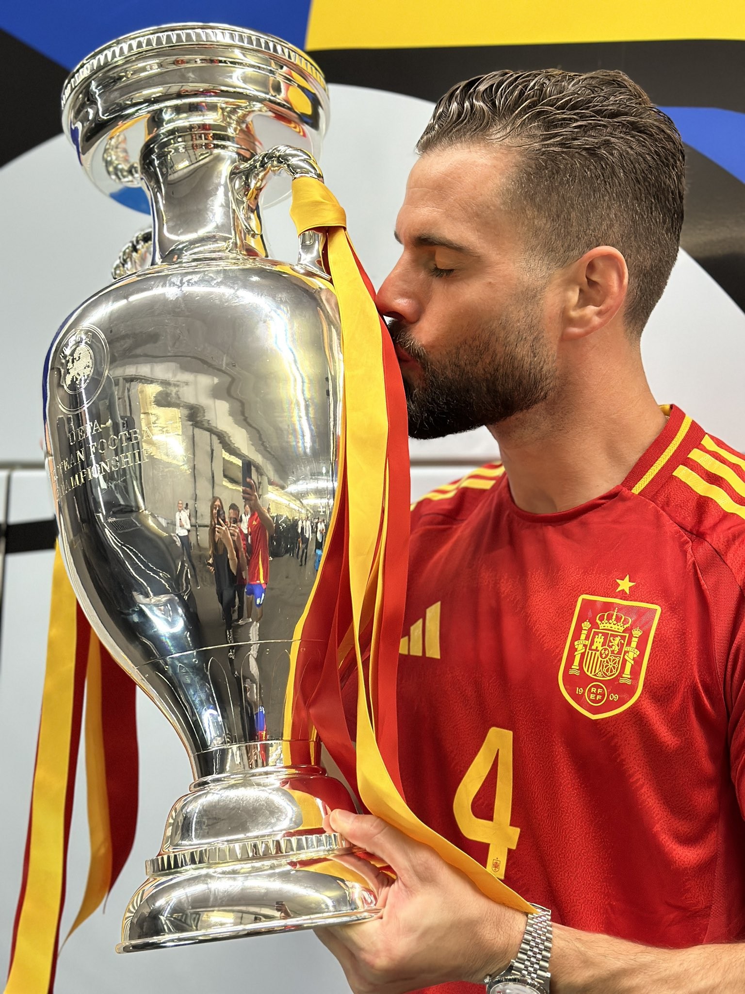 拿下欧洲杯冠军,纳乔发文:太棒了,我们现在是欧洲最佳了