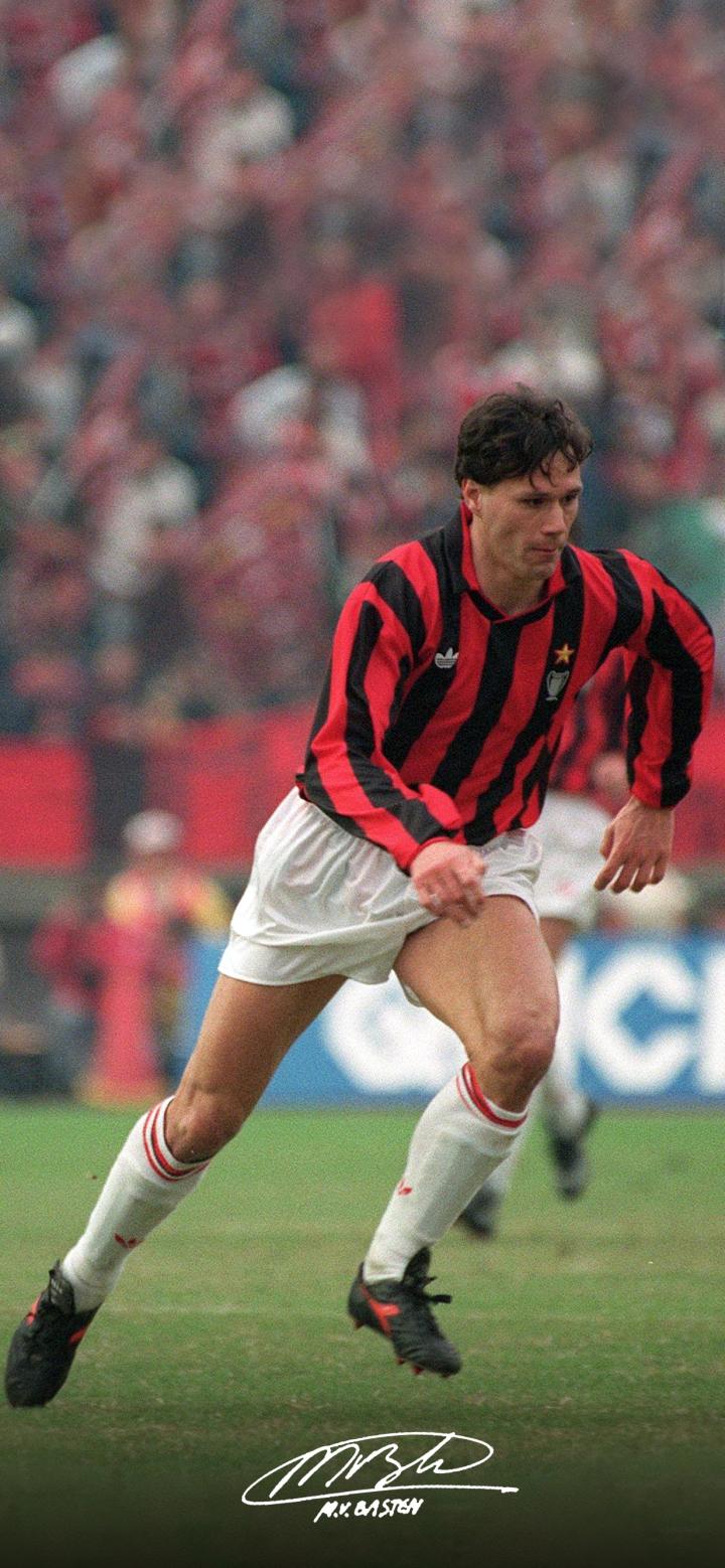 【每日足球帅图】范巴斯滕手机壁纸精选02