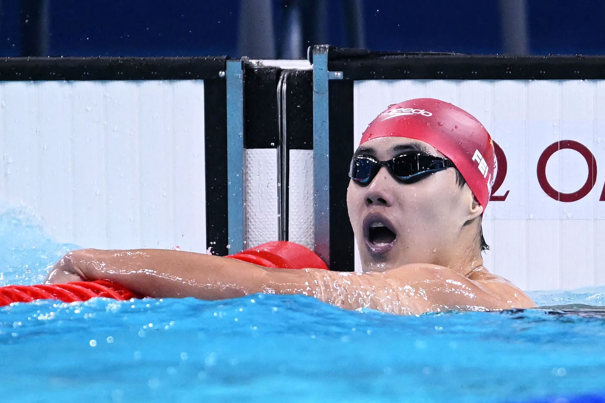 费立纬游出个人最好成绩,获巴黎奥运会男子400米自由泳第六