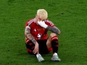 曼联球迷拍散加纳乔祝福 巴塞罗那引来争议