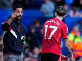 曼联主教练宣布加纳乔将离队