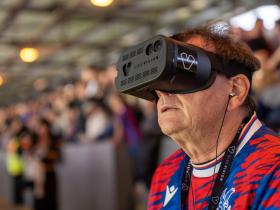 水晶宫开创英格兰首家为视障球迷提供革命性视力增强系统的先例