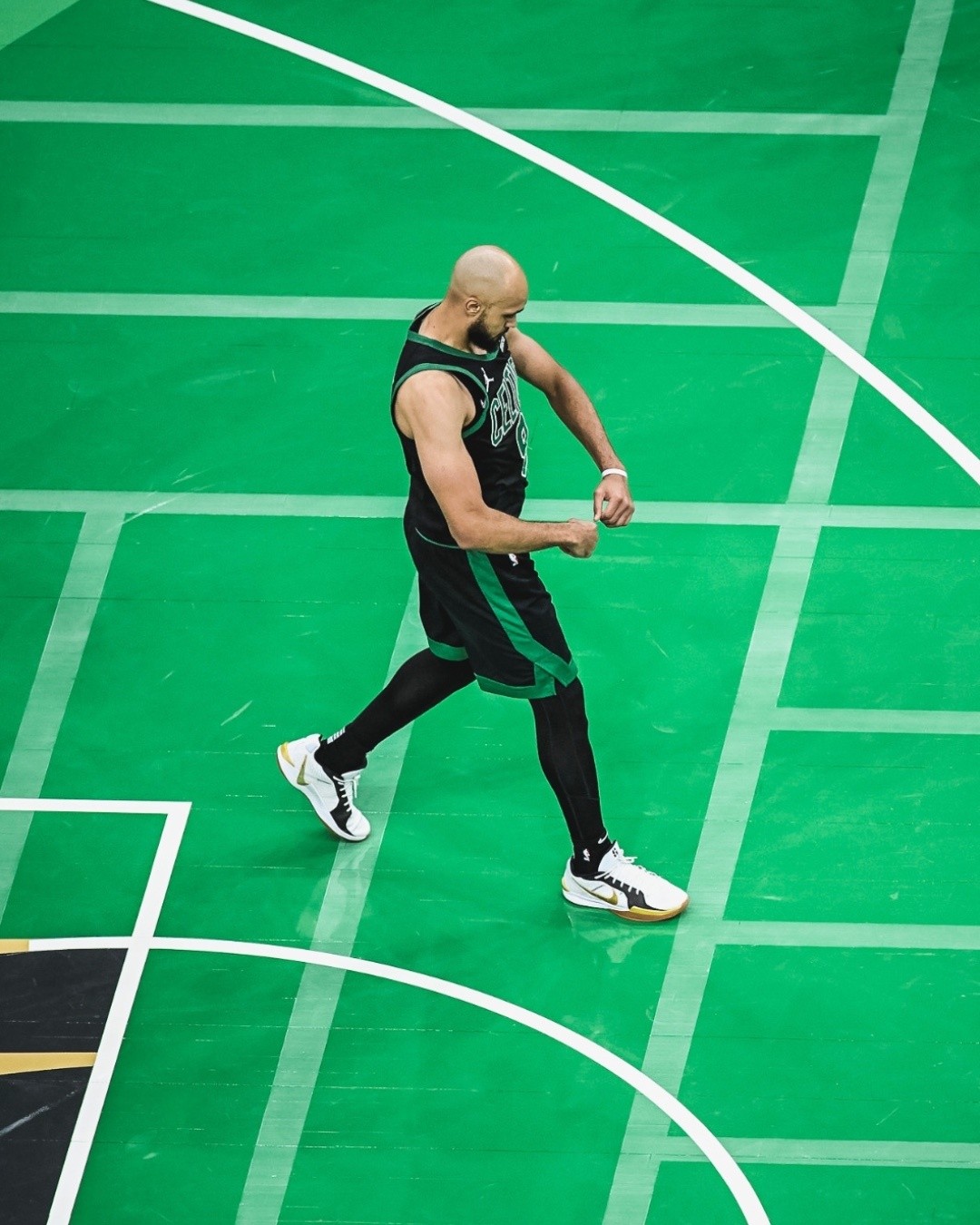 字母哥强势出击引爆全场焦点对决