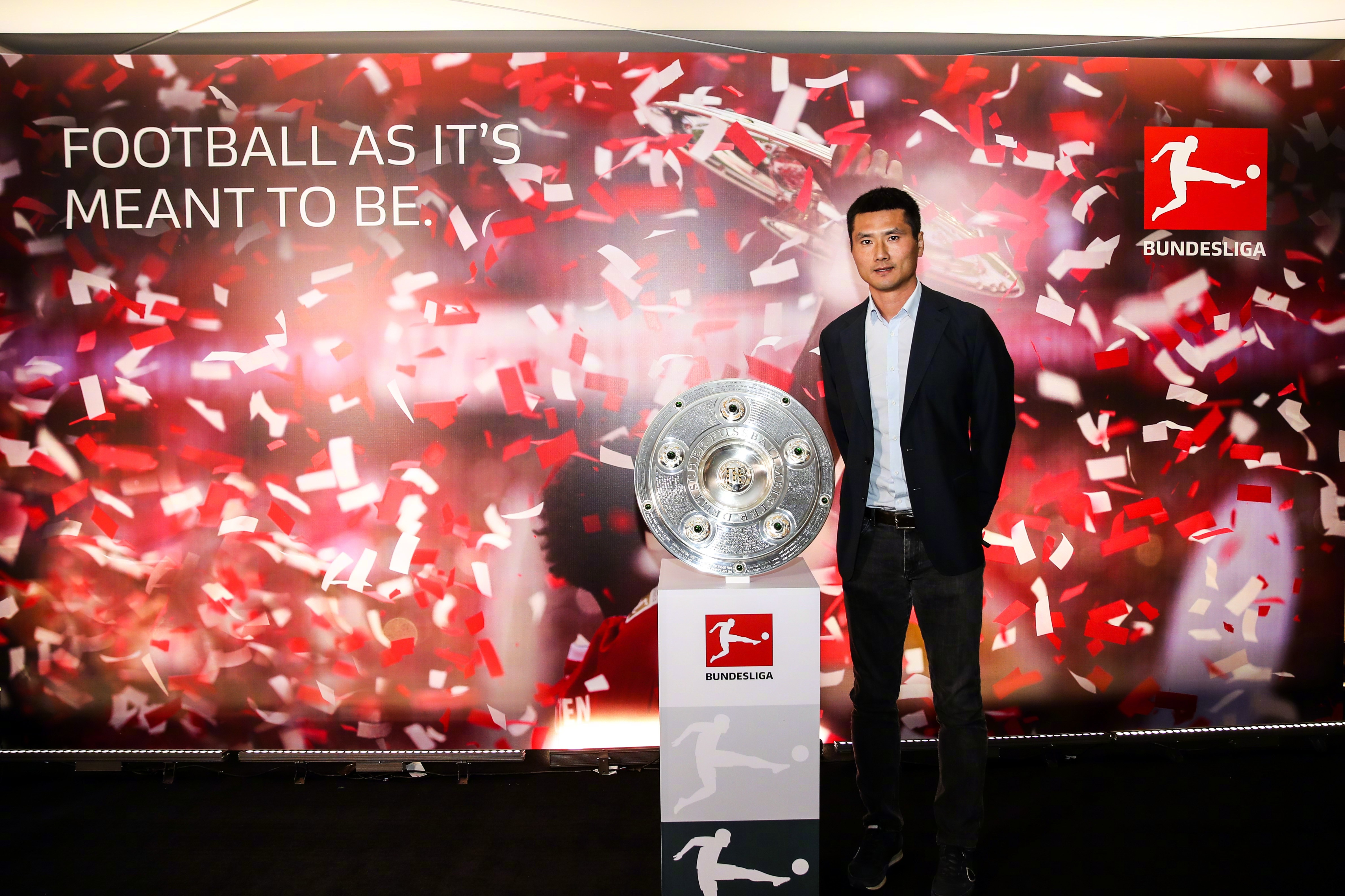 德甲官博祝贺邵佳一：期待邵佳一带领中国国家队走向更高舞台