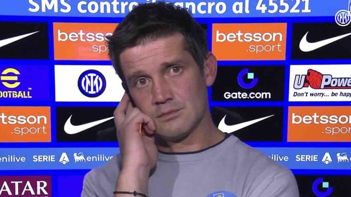 齐沃：感谢大家的称赞，但上场的是球员，功劳属于他们