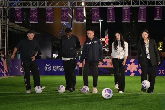 怒放竞技场3V3街头足球赛玉溪站落幕，奥斯卡、约尼查助阵