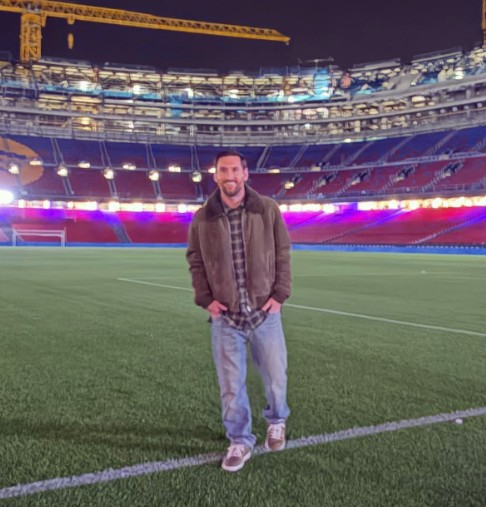 参观诺坎普，梅西：我回到了我怀念的地方，希望有一天能回来