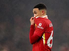 内维尔谈阿诺德未来：皇马报价不仅侮辱利物浦，也影响球员心态