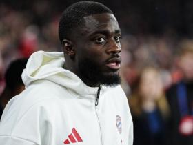 于帕希望在签订新合同的第一年加入解约金条款，巴黎圣日耳曼和皇家马德里对此持积极态度。