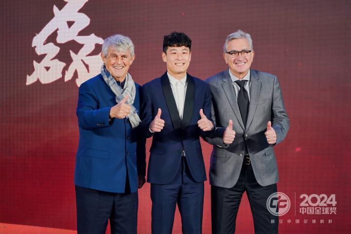武侠：去年我曾说过获奖的痛苦，今年再获奖是为了给自己一个心安