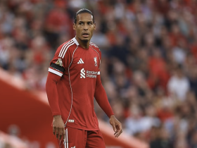 范戴克对抗歧视，呼吁停止种族主义行为