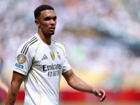 New Signing Arnold Makes Debut for Real Madrid in Club World Cup