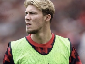 曼联前锋霍伊伦或因伤缺席对阵阿森纳的比赛