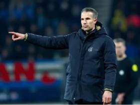 范佩西即将成为费耶诺德新任主教练