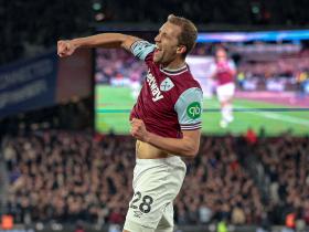 西汉姆联凭绍切克和鲍恩进球领先莱斯特城