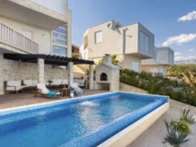 德国足球名将胡梅尔斯奢华别墅开放出租