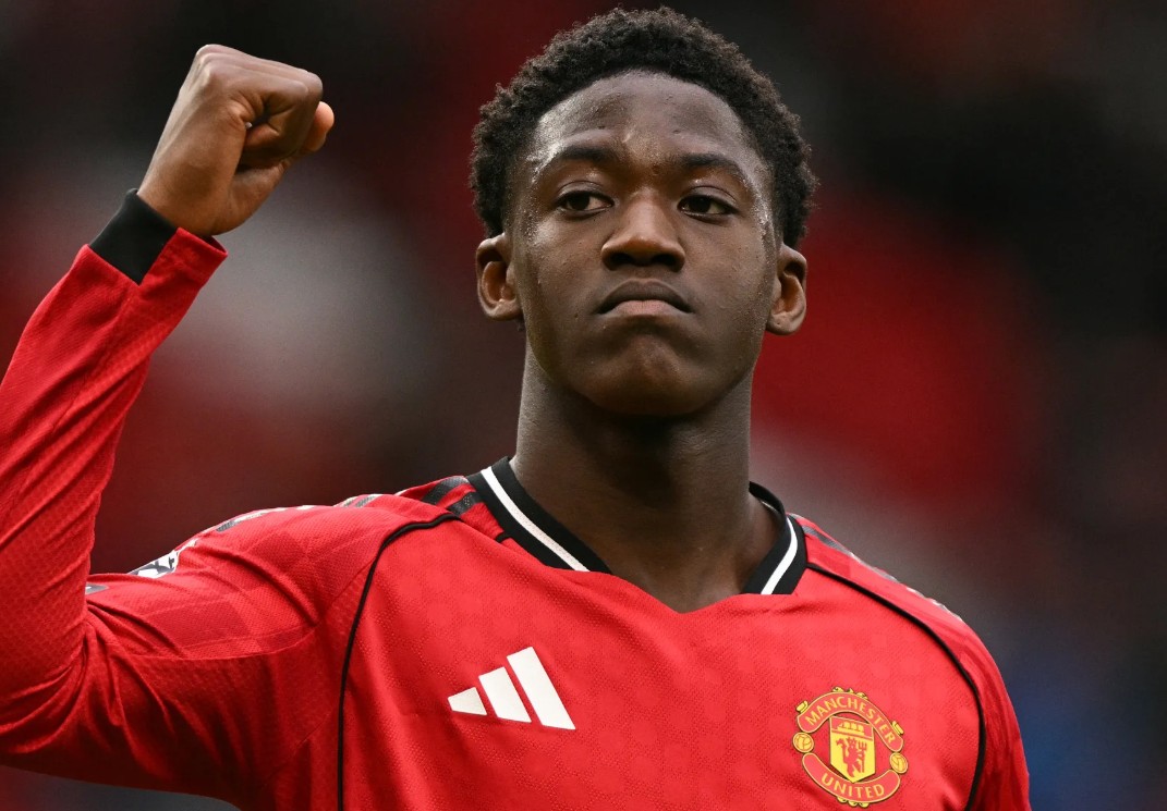 英媒：梅努将签下一份到2031年的新合同，周薪涨到12万英镑