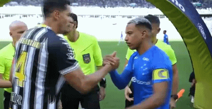 半场：克鲁塞罗0-0桑托斯，阿罗约错失良机