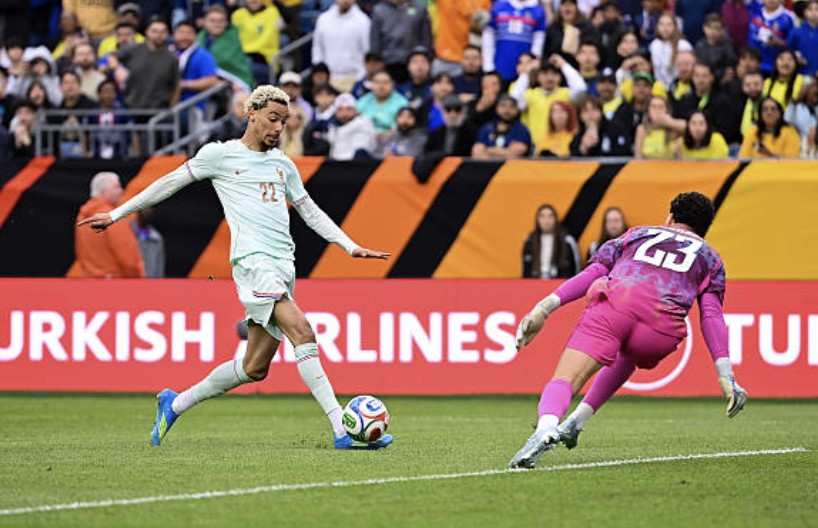 埃基蒂克：之前这种比赛我都是电视上看；希望能留在法国队