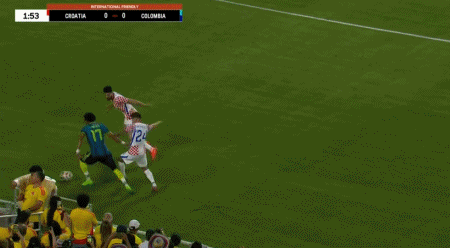 半场战报：哥伦比亚1-2克罗地亚，阿里亚斯，马塔诺维奇、卢卡-武什科维奇破门