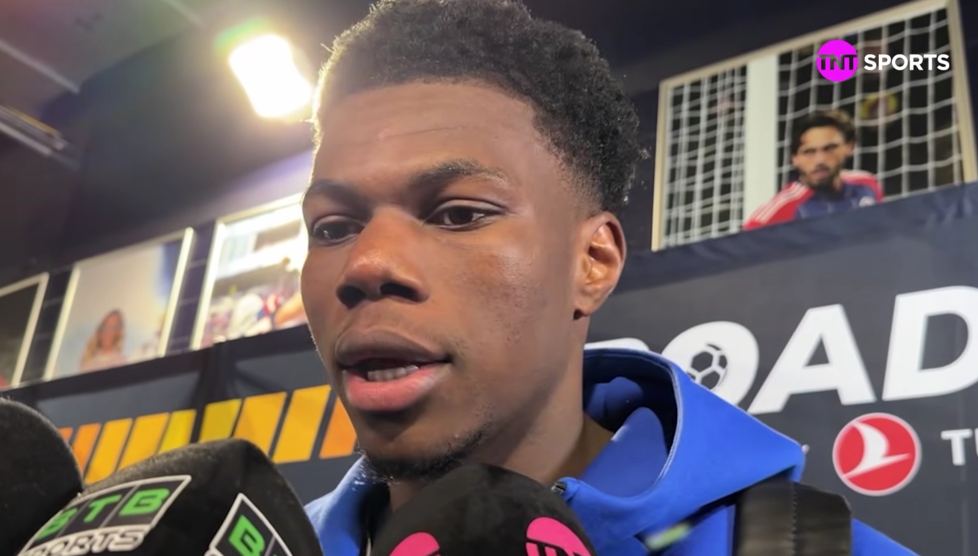 楚阿梅尼：这场比赛对我们意义重大；巴西仍是世界杯热门球队