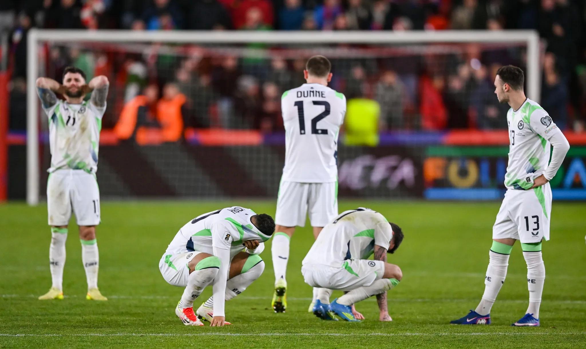 太阳报：爱尔兰球迷不满捷克球迷在点球大战时鸣笛干扰