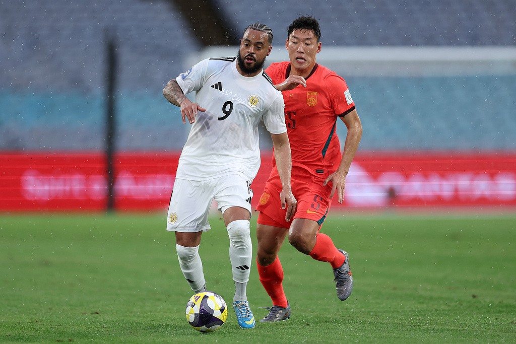 球迷态度：你给国足半场表现打几分？