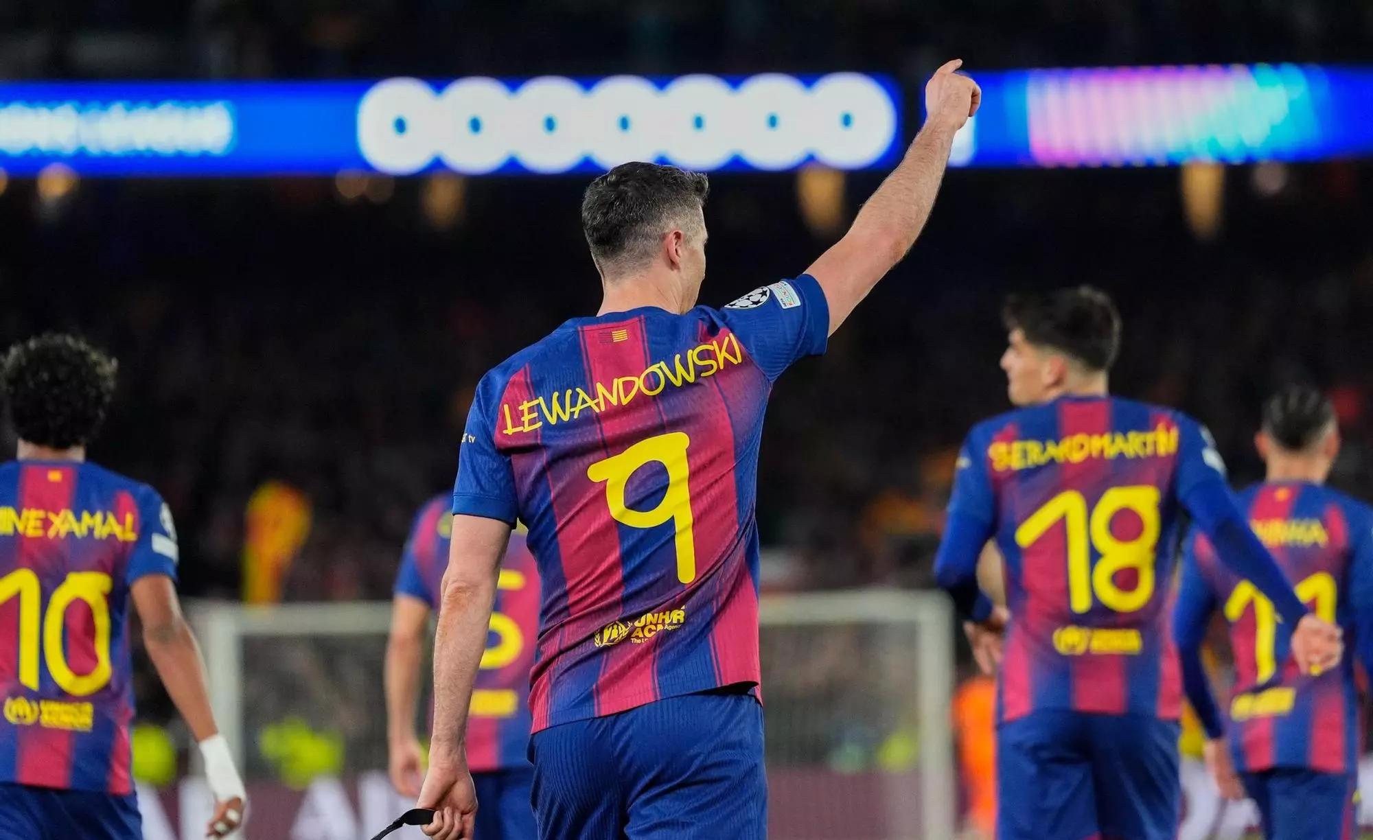 波兰记者：莱万拒绝了芝加哥火焰，下赛季大概率留在巴萨