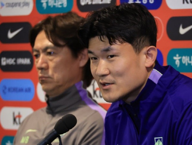 金玟哉：三后卫体系还需要实战检验；交手科特迪瓦很有锻炼价值