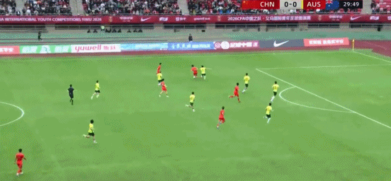 半场：U19国青1-0澳大利亚U19，杨铭锐破门，苗润东犀利突破屡造险