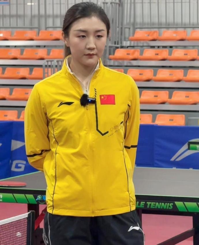 陈梦乒乓球俱乐部在宁波启动，陈彬教练及乒协领导到场