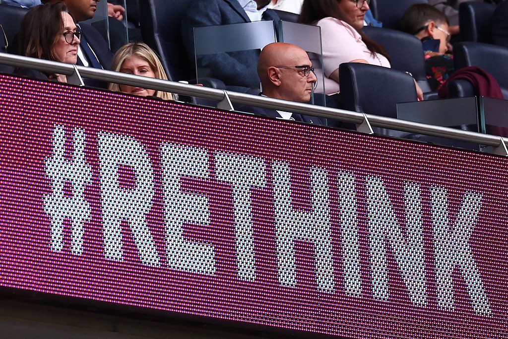 印象中那些勤俭持家的球队真的运转健康吗？