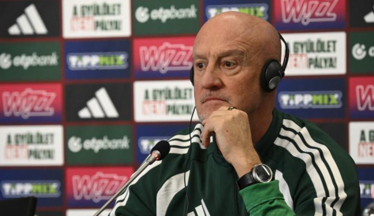 匈牙利主帅：斯洛特不希望索博踢满比赛？他不该干涉我的工作