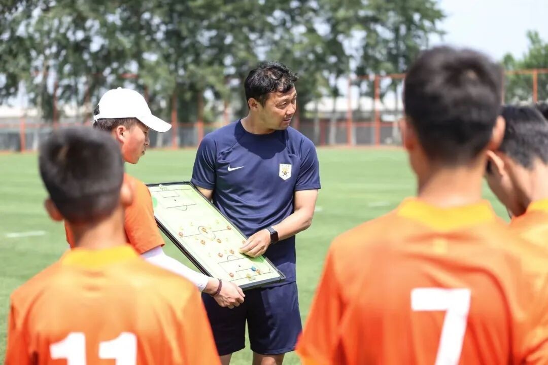 汪强：中国足球缺的不是职业队的助教，而是懂球的基层教练