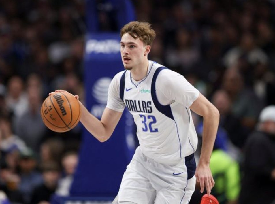 弗拉格：我很喜欢看日本动漫，其中最爱的就是《海贼王》