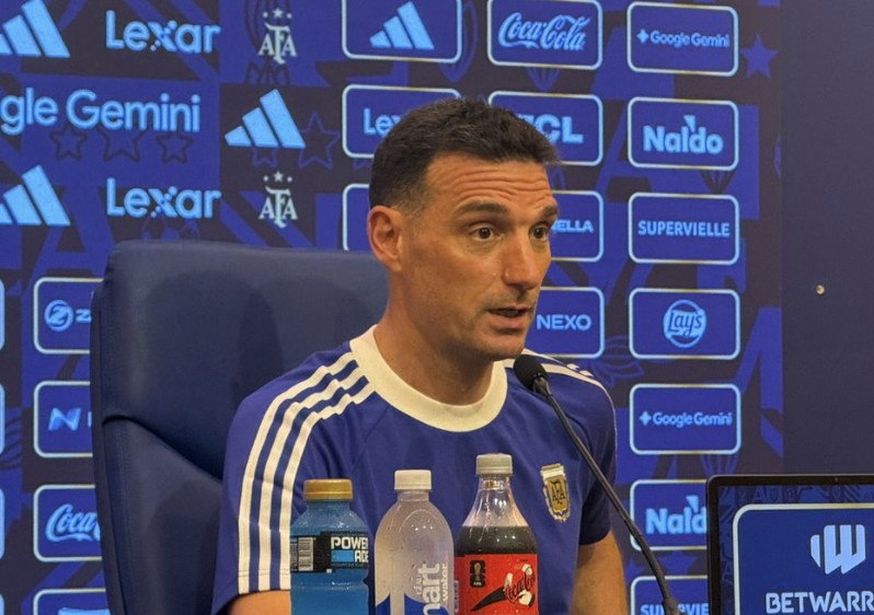 斯卡洛尼：梅西能达成1000球的成就；意大利出局的方式很残酷